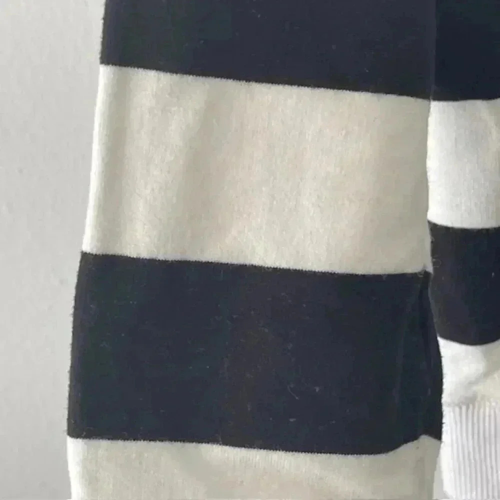 DILBYKE Boys & Girls Hooded Sweatshirt - Size 5-6 - Picture 7 of 16